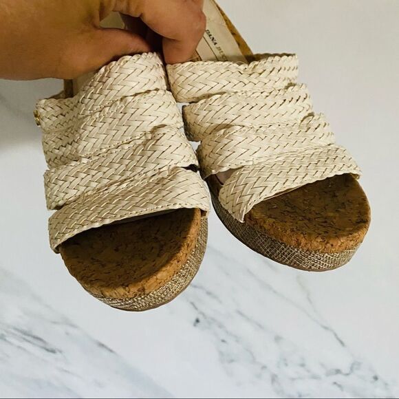 Dana buchman Wedge Sandals Size 8 - Picture 3 of 7